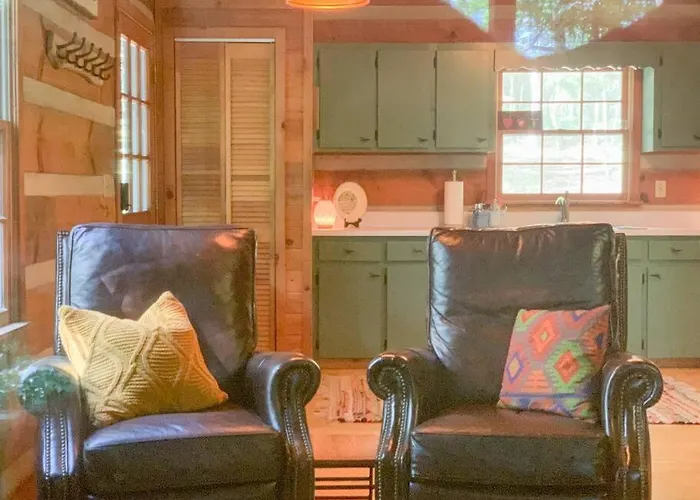 Hot Tub, Porch Swing Bed, Fire Pit, Aska Adventure